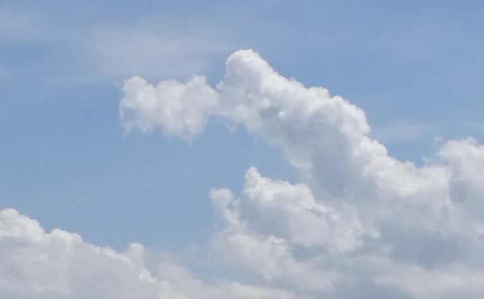 Lumix_TZ95_雲_拡大