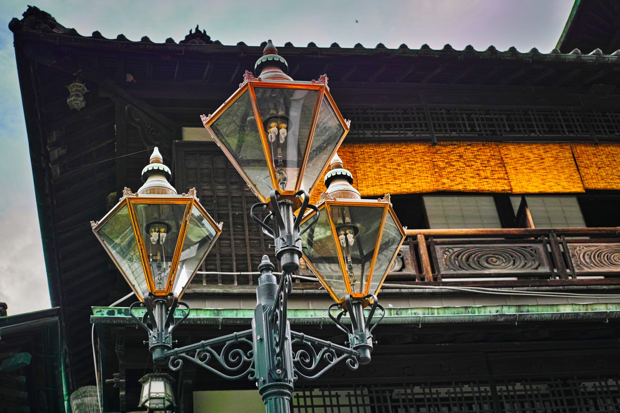 透明ガラスの街灯