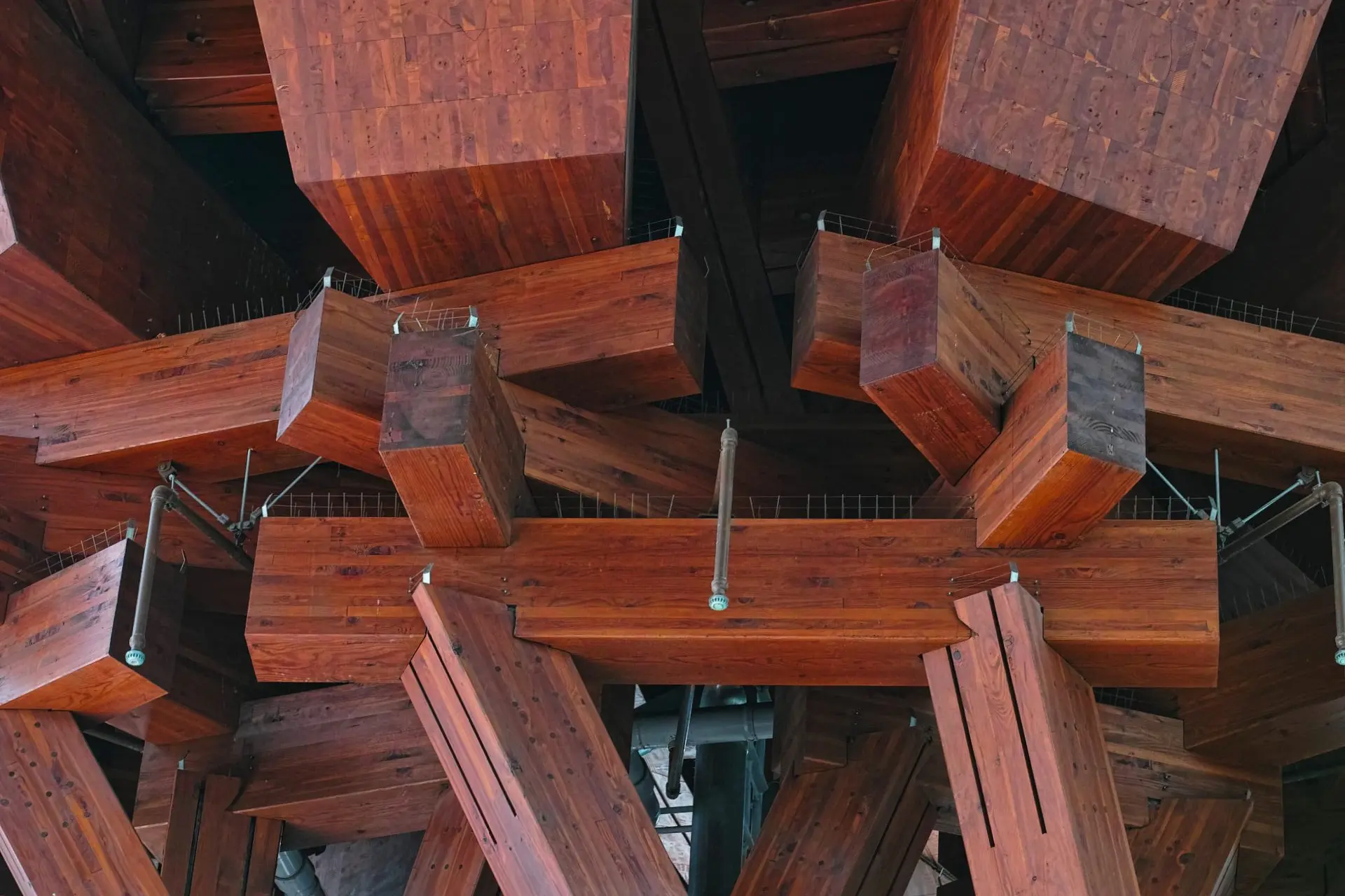 金沢駅の鼓門 DP2Merrili